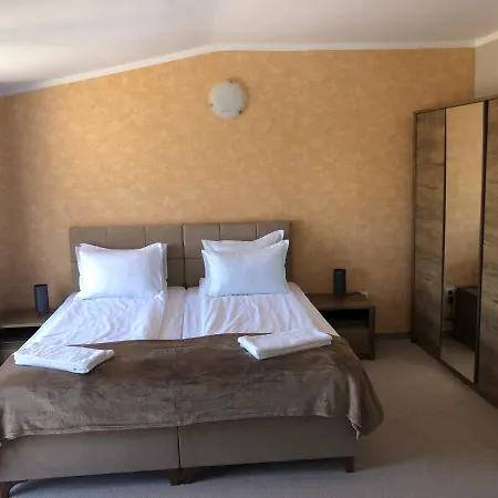 бутик солинариа 3* Созопол