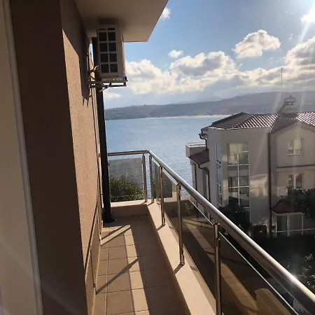 Solinaria Boutique 소조폴